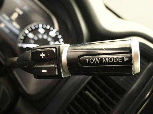 Used 2021 Nissan Titan S w/ S Utility Package RWD image 17