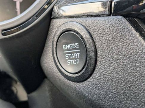 Certified 2025 Ford Escape ST-Line Select AWD/4WD image 30