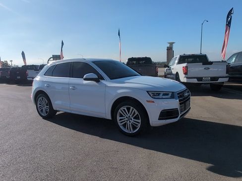Used 2018 Audi Q5 2.0T Premium Plus w/ Premium Plus Package AWD/4WD image 5