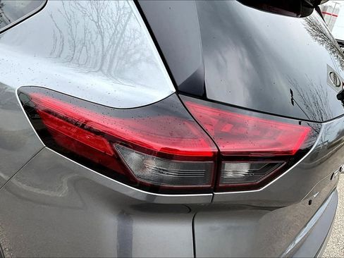 Certified 2023 Nissan Rogue SV AWD/4WD image 32