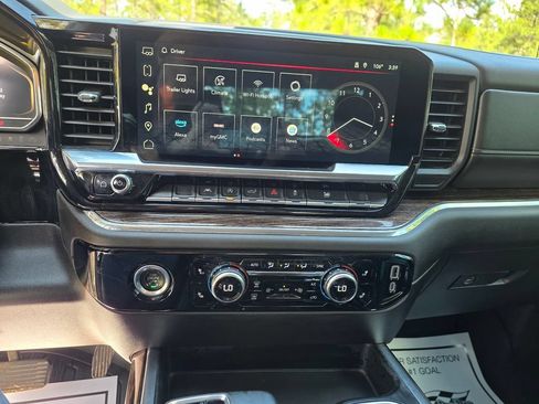 Used 2024 GMC Sierra 1500 Elevation w/ LPO, Elevation Black Package AWD/4WD image 30
