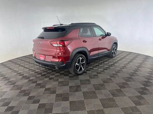 Used 2023 Chevrolet TrailBlazer RS w/ Convenience Package FWD image 5