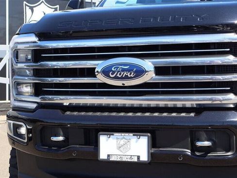 Used 2023 Ford F350 Limited w/ FX4 Off-Road Package AWD/4WD image 9