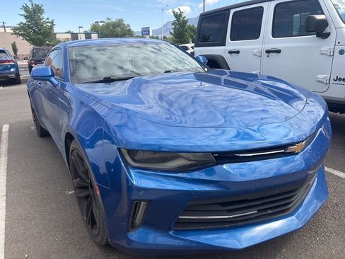 Used 2016 Chevrolet Camaro LT RWD image 2