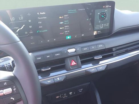 New 2025 Kia K4 EX image 8