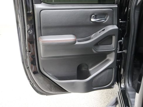 Used 2023 Nissan Frontier Pro-X w/ Pro Convenience Package RWD image 28