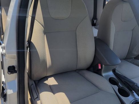 Used 2009 Ford Focus SES FWD image 18