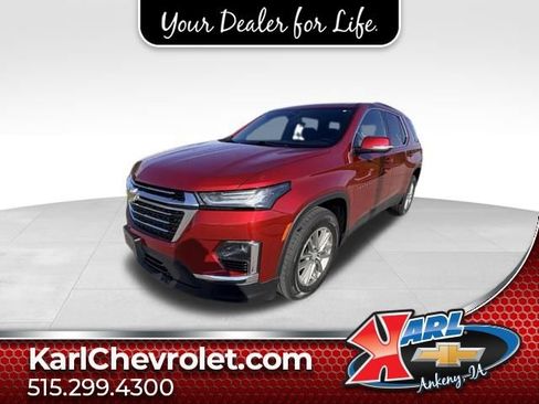 Used 2023 Chevrolet Traverse LT w/ LPO, Floor Liner Package AWD/4WD image 1