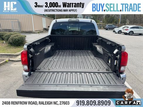 Used 2019 Toyota Tacoma TRD Sport w/ Technology Package image 18