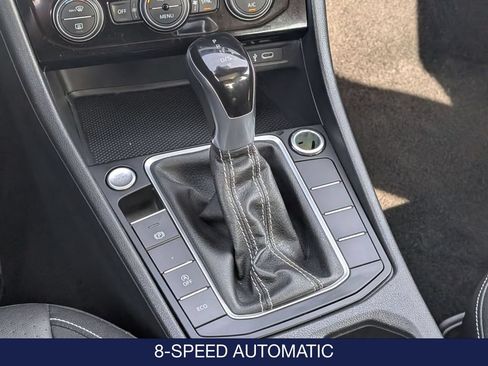 Certified 2024 Volkswagen Jetta SE FWD image 27