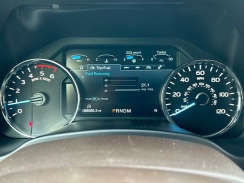 Used 2018 Ford F150 King Ranch w/ Equipment Group 601A Luxury image 11