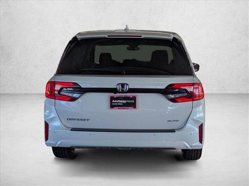 New 2026 Honda Odyssey Elite image 8