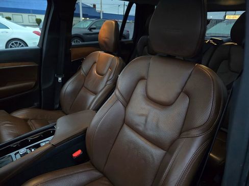 Used 2019 Volvo XC90 T6 Inscription w/ Advanced Package image 18