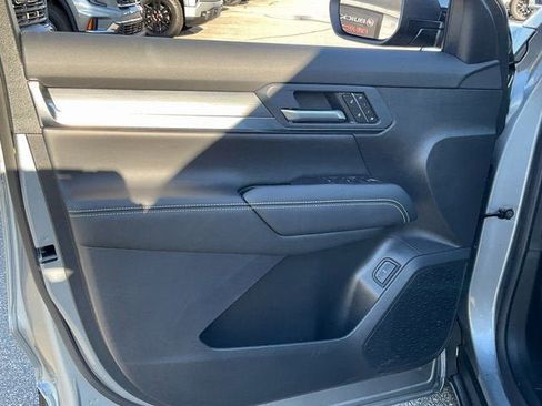 New 2026 GMC Terrain Elevation w/ Elevation Premium Package image 4