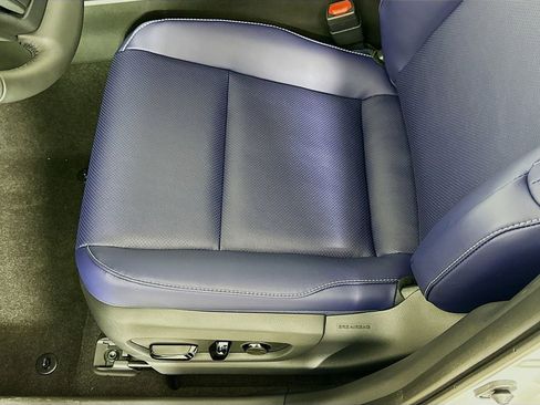 New 2026 Lexus UX 300h FWD image 21