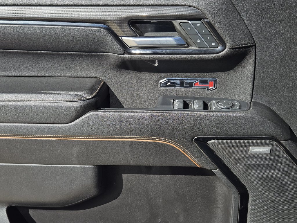 Used 2023 GMC Sierra 1500 AT4 w/ AT4 Premium Package AWD/4WD image 23