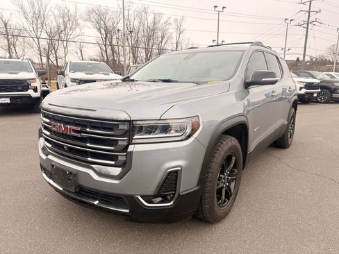 Used 2023 GMC Acadia AT4 w/ Technology Package image 3