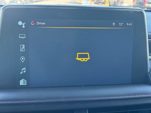 Used 2024 Chevrolet Suburban RST AWD/4WD image 33