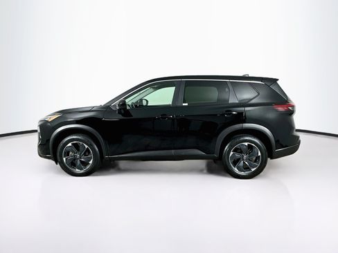 Used 2025 Nissan Rogue SV AWD/4WD image 4
