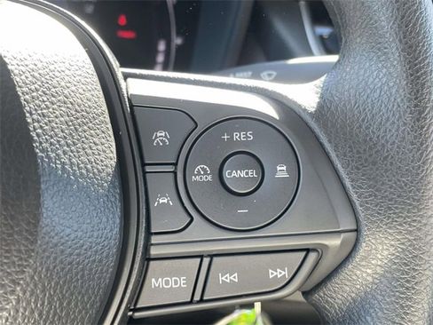 Used 2026 Toyota Corolla SE image 15