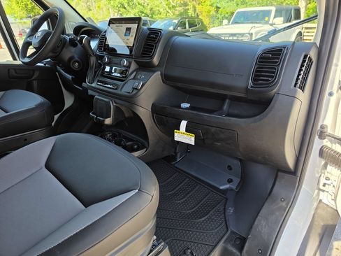 New 2026 RAM ProMaster 1500 w/ Premium Convenience Group FWD image 10