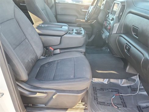 Used 2023 Chevrolet Silverado 2500 LT w/ Convenience Package image 17