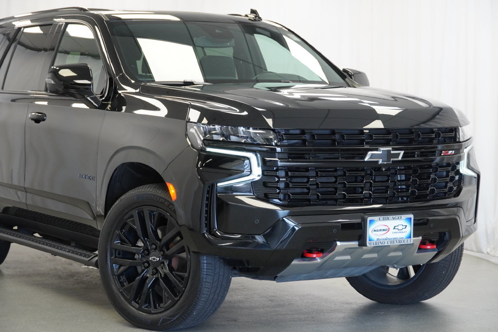 Certified 2023 Chevrolet Tahoe Z71 w/ Luxury Package AWD/4WD image 10
