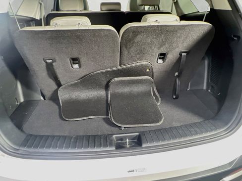 Used 2024 Kia Sorento S w/ Panoramic Sunroof Package image 26