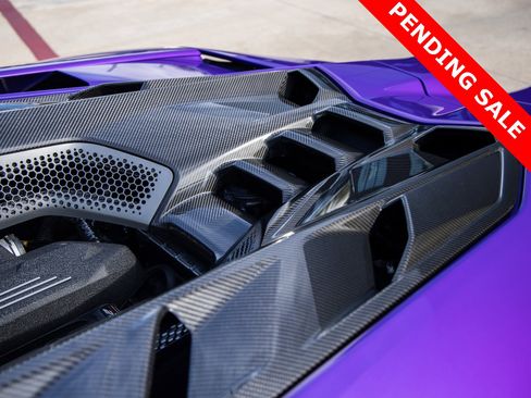 Used 2024 Lamborghini Revuelto image 18