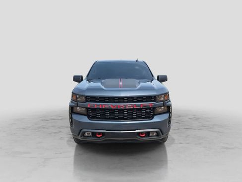 Used 2020 Chevrolet Silverado 1500 Custom w/ Custom Value Package AWD/4WD image 3