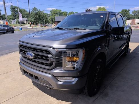Used 2022 Ford F150 XLT w/ Equipment Group 302A High AWD/4WD image 5