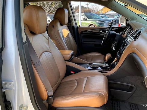 Used 2016 Buick Enclave Leather w/ Enclave Tuscan Edition image 28