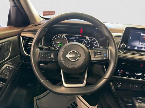 Certified 2023 Nissan Rogue SL AWD/4WD image 12