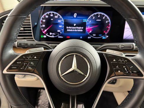 Used 2024 Mercedes-Benz GLE 350 4MATIC image 23