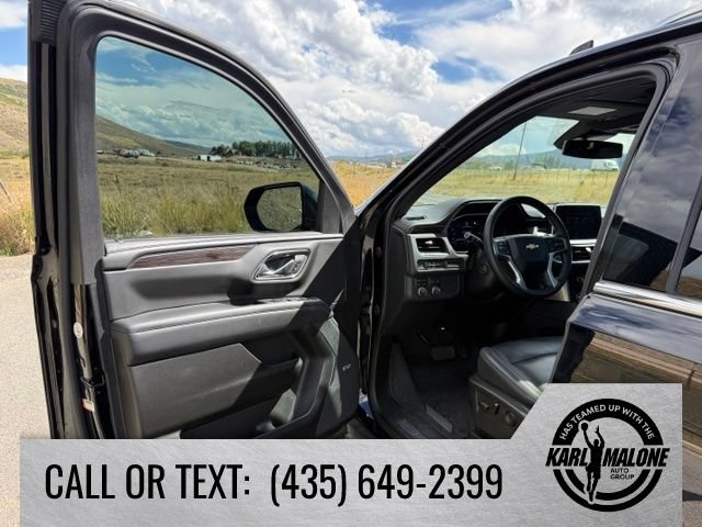 Used 2023 Chevrolet Tahoe LT w/ Luxury Package AWD/4WD image 12