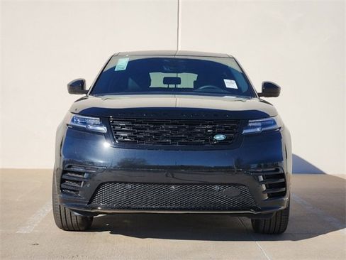 New 2025 Land Rover Range Rover Velar Dynamic SE image 2