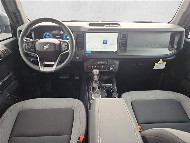 Used 2025 Ford Bronco 4-Door AWD/4WD image 17