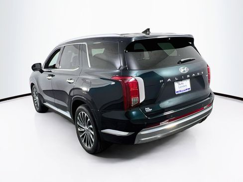Used 2023 Hyundai Palisade Calligraphy w/ Winter Package image 7