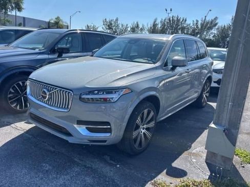 Used 2025 Volvo XC90 T8 Plus w/ Protection Package Premier AWD/4WD image 1