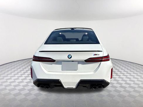 New 2026 BMW M5 w/ Carbon Package image 6