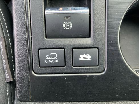 Used 2018 Subaru Outback 2.5i Limited image 38