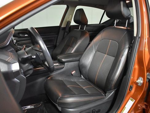 Used 2020 Nissan Altima 2.0 SR image 9