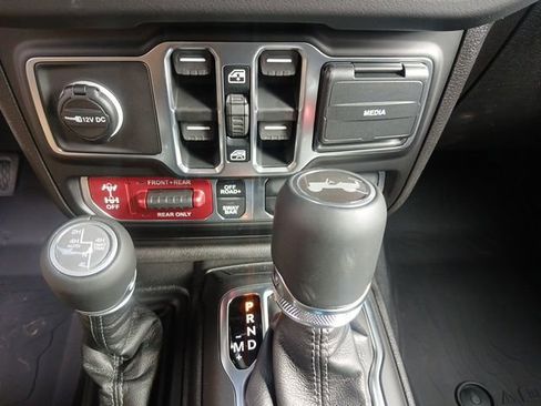 New 2026 Jeep Wrangler Unlimited Rubicon image 47