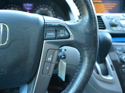 Used 2013 Honda Odyssey Touring Elite image 28