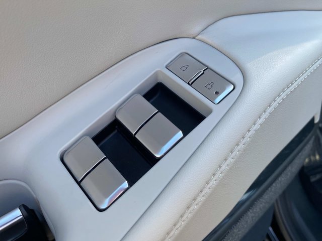 New 2026 Lincoln Navigator Reserve AWD/4WD image 12
