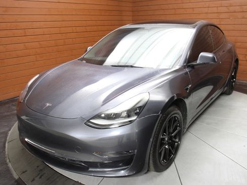 Used 2022 Tesla Model 3 Long Range image 5