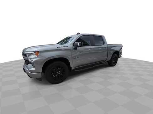 Used 2024 Chevrolet Silverado 1500 RST RWD image 4