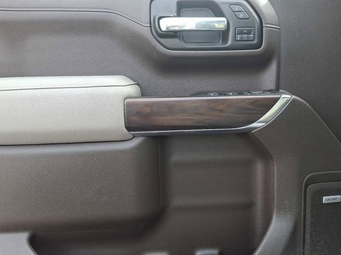 Used 2022 GMC Sierra 1500 SLT w/ SLT Premium Plus Package image 14