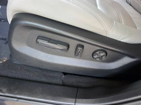 Used 2017 Honda CR-V EX-L image 24