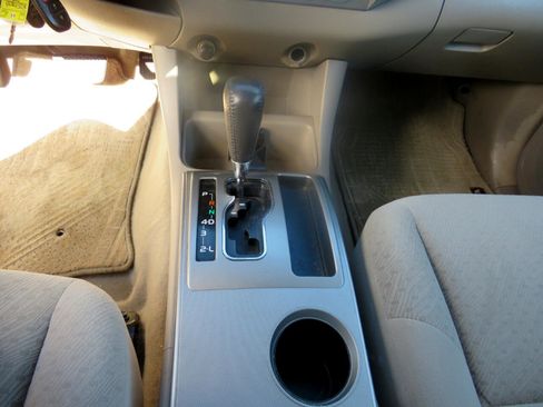 Used 2006 Toyota Tacoma PreRunner image 14